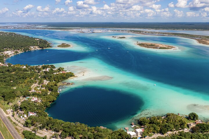 Bacalar 101- Private Tour of the Lagoon of the 7 Colors