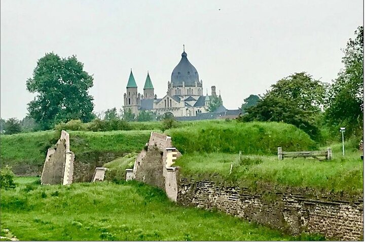 Maastricht Highlights, Architecture & Heritage Tour