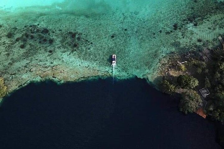 Bacalar 101- Private Tour of the Lagoon of the 7 Colors