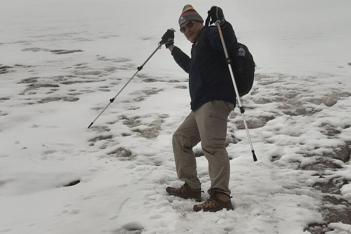 Strenuously Cotopaxi Volcano and birding by the lagoon