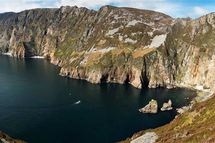 Slieve League cliffs cruise. Donegal. Guided. 2 hours.