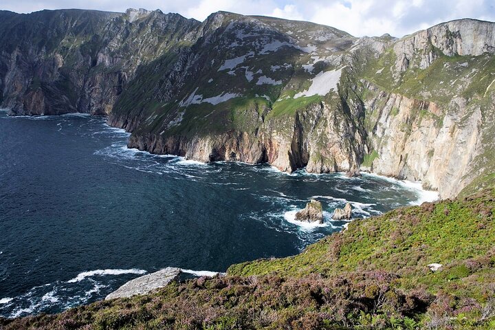 Slieve League cliffs cruise. Donegal. Guided. 2 hours.