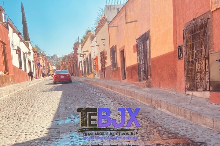 Private transfer between Guanajuato and San Miguel de Allende