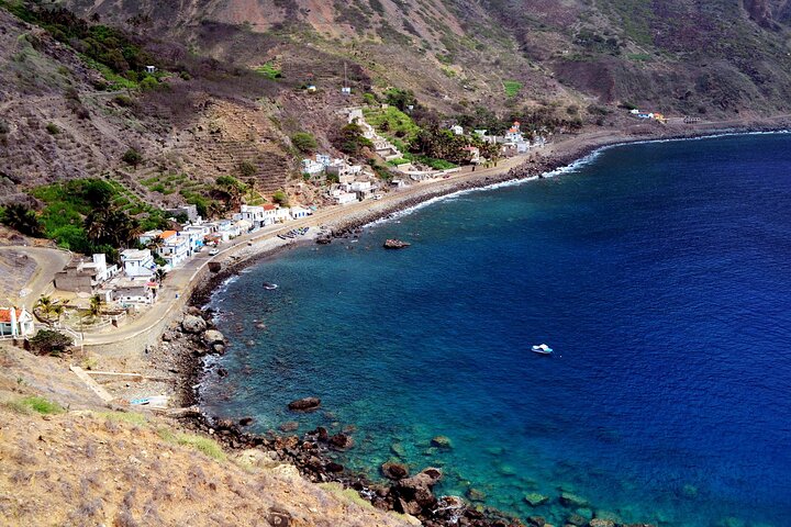 Brava Island: The Routes of “Morna” with locals