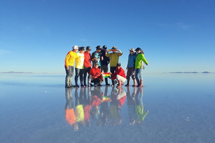 Salar de Uyuni with Lodging - 2 full days - With Minor Lagoons