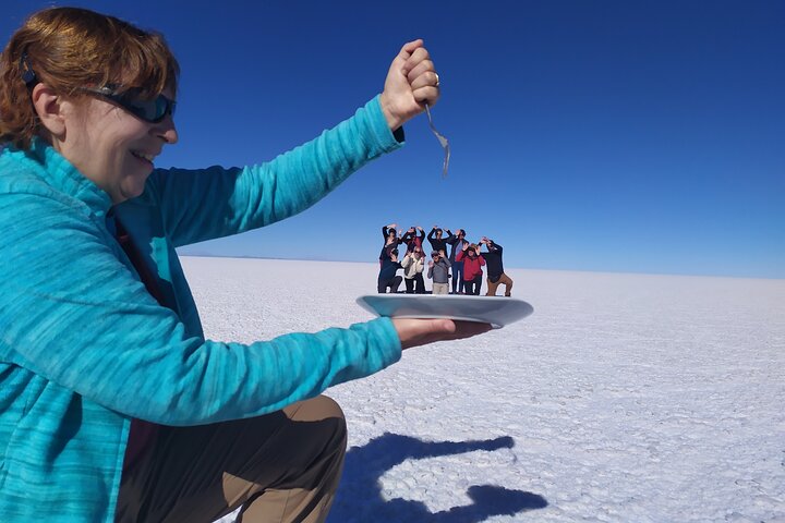Salar de Uyuni with Lodging - 2 full days - With Minor Lagoons