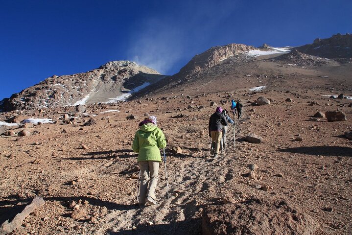 Salar de Uyuni with Lodging - 2 full days - With Minor Lagoons
