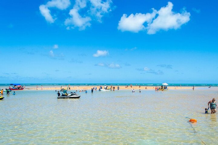 Catamaran trip to Areia Vermelha Island with transfer