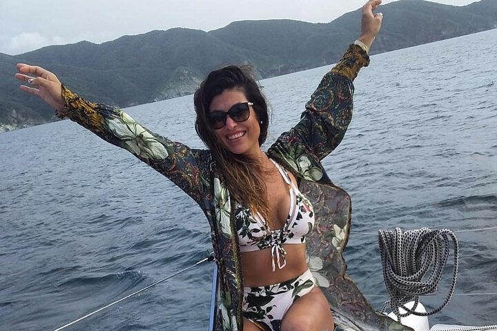 Full-Day Catamaran Tour through Tayrona