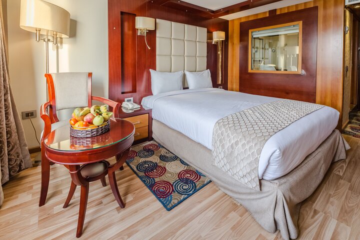 4-Day Nile cruise Aswan to Luxor with Abu Simbel & Guided Tours