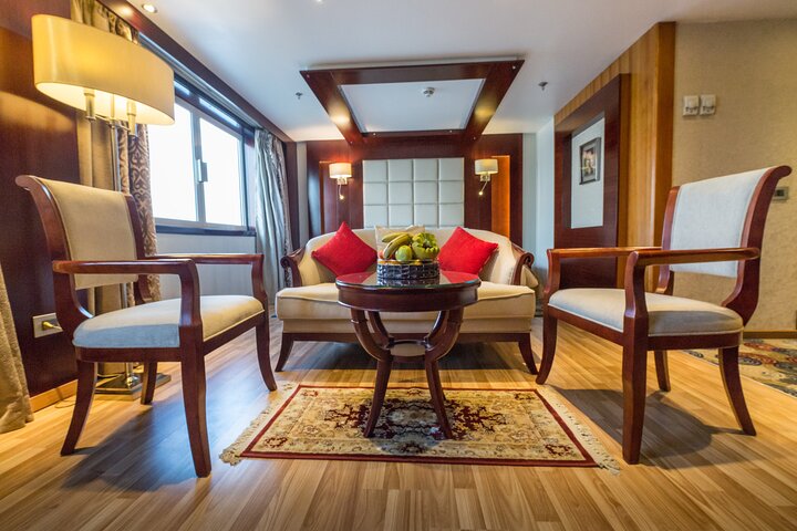 4-Day Nile cruise Aswan to Luxor with Abu Simbel & Guided Tours