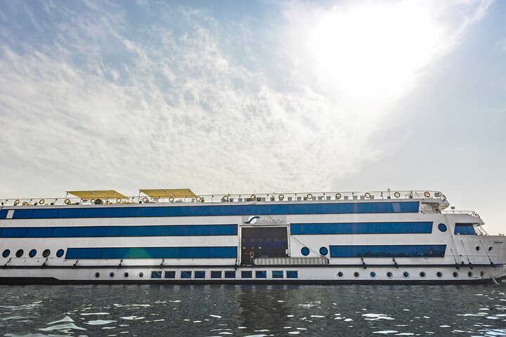 4-Day Nile cruise Aswan to Luxor with Abu Simbel & Guided Tours