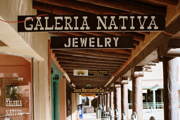 Taos Artisan Walking Tour + Chocolate