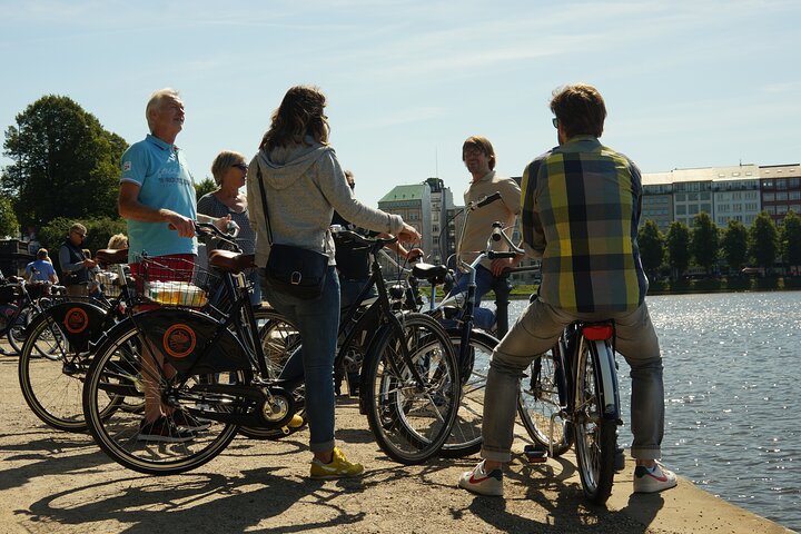 Guided Hamburg City Bike Tour