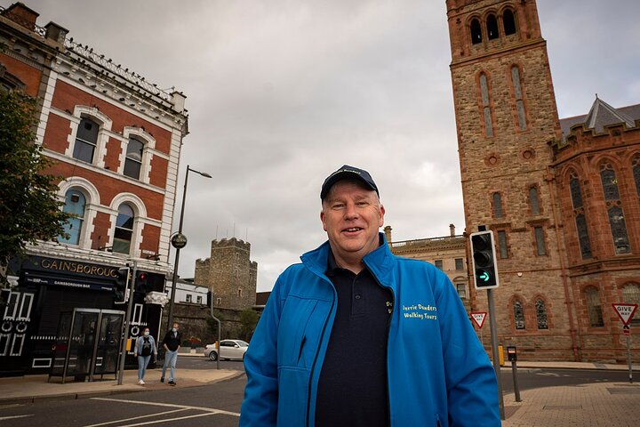 Discover the City Walls - Small Group Public or Private Tour