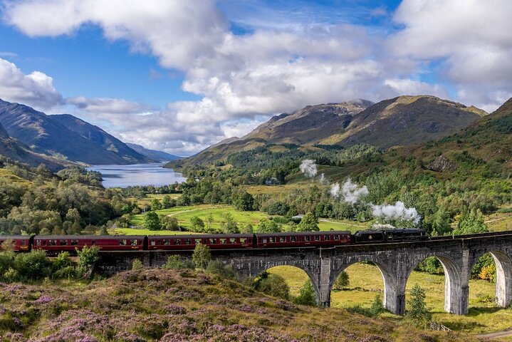 Glenfinnan Viaduct, Glencoe and Loch Shiel Tour from Glasgow