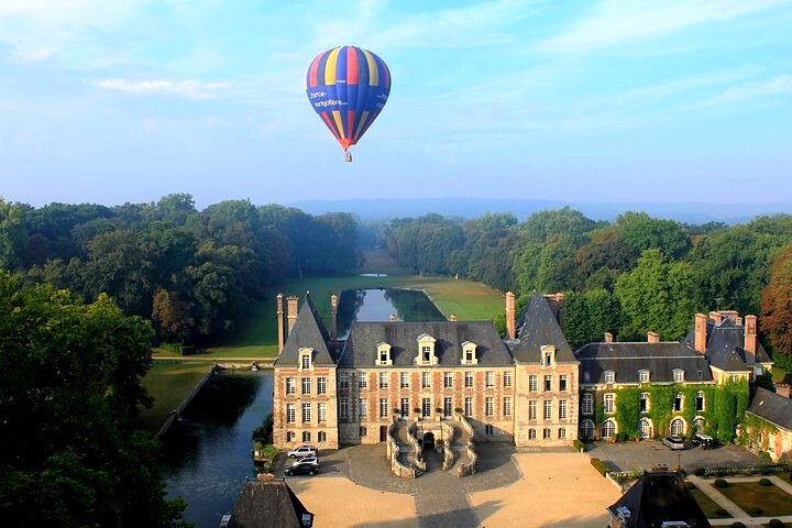 Fontainebleau Forest Half Day Hot-Air Balloon Ride with Chateau de Fontainebleau