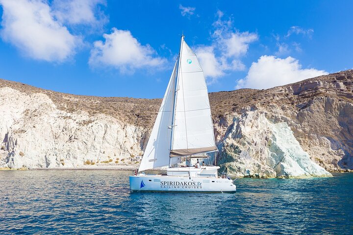 Santorini Classic Catamaran Cruise with BBQ, Drinks and Transfers