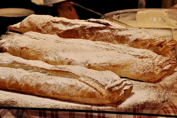 Taste Bolzano: Food Tour with Full Meal by Do Eat Better
