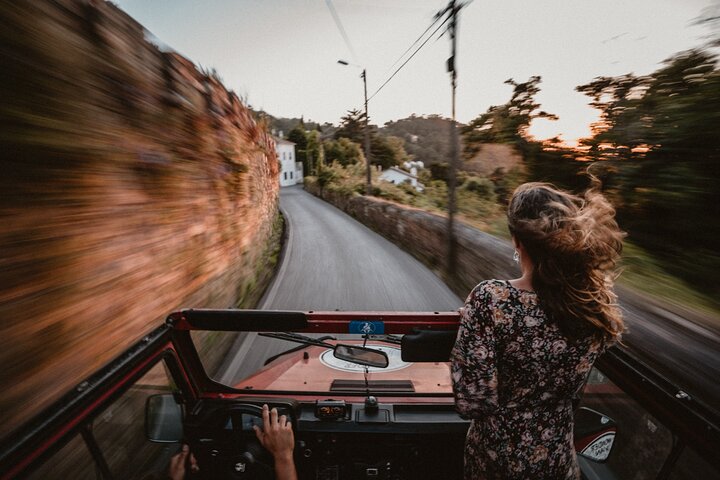 Sintra Historical Jeep Adventure - Palaces & Secret Routes