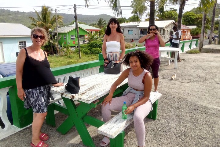 St. Lucia Airport Transfer from UVF to Any Hotel/Resort Private