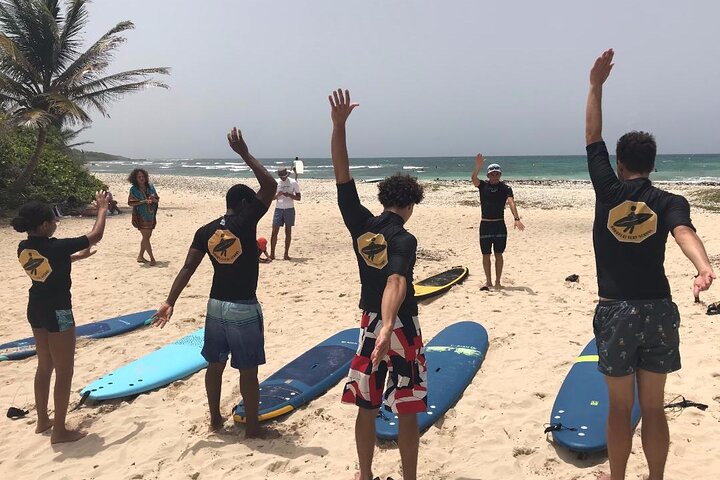 Surf lessons 1h30 (4-6 people) Kokoplaj Surf camp Guadeloupe school