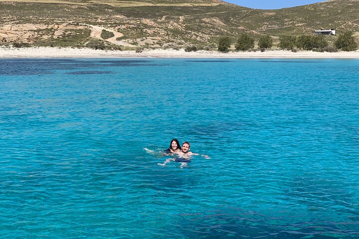 Catamaran Day & Sunset Cruises with meals Drinks and transportation