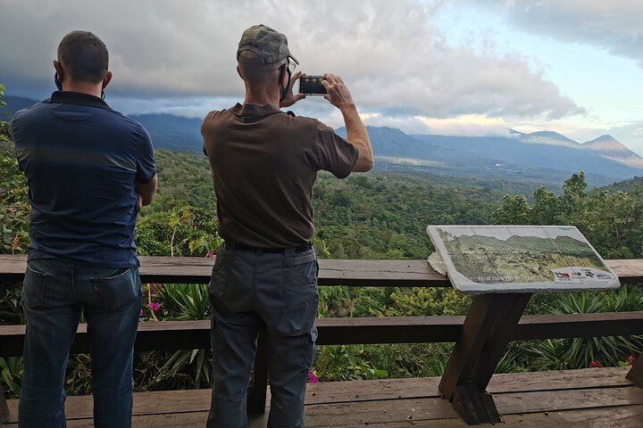 Classic Ruta de las Flores: Towns, Coffee Tour & Hot Springs