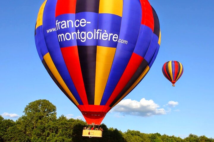Fontainebleau Forest Half Day Hot-Air Balloon Ride with Chateau de Fontainebleau