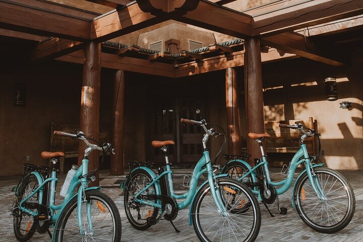 Small-Group E-Bike Adventure Tour through Hidden Santa Fe