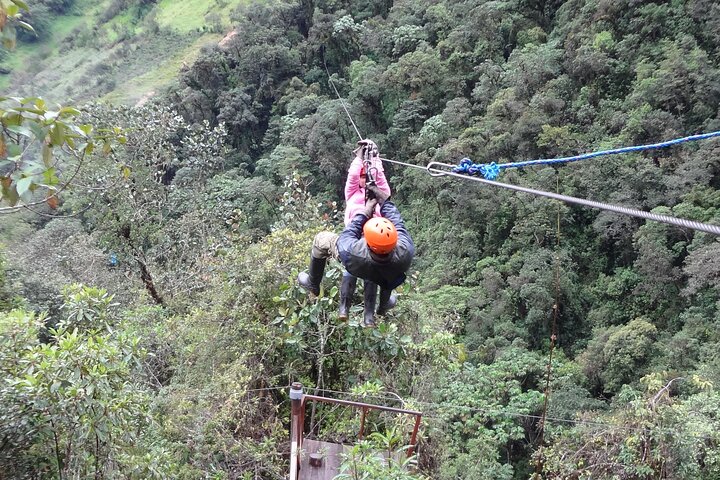 Canopy Ziplining in Puntzan Adventure Park