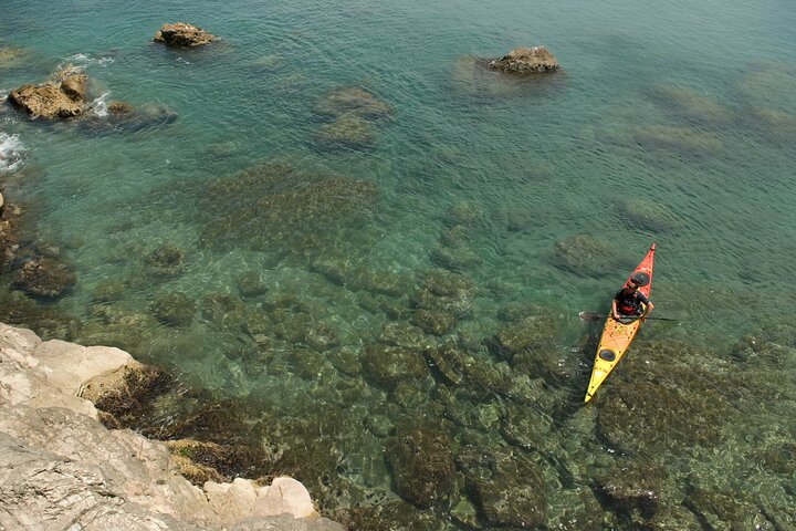 3 Hour of Sea Kayak Trip in the Creeks of Sete