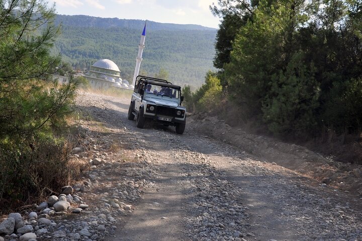 Kemer Jeep Safari Tour with Lunch at Riverside