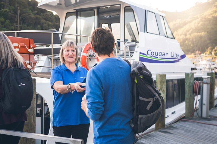 3.5 Hour Marlborough Sounds Delivery Cruise