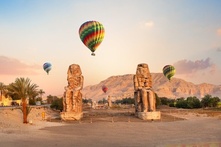 Sunrise Hot Air Balloon Over the Historical sites in Luxor