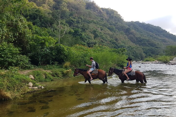 Horseback Riding Tour to Natural Hot Springs in Puerto Escondido