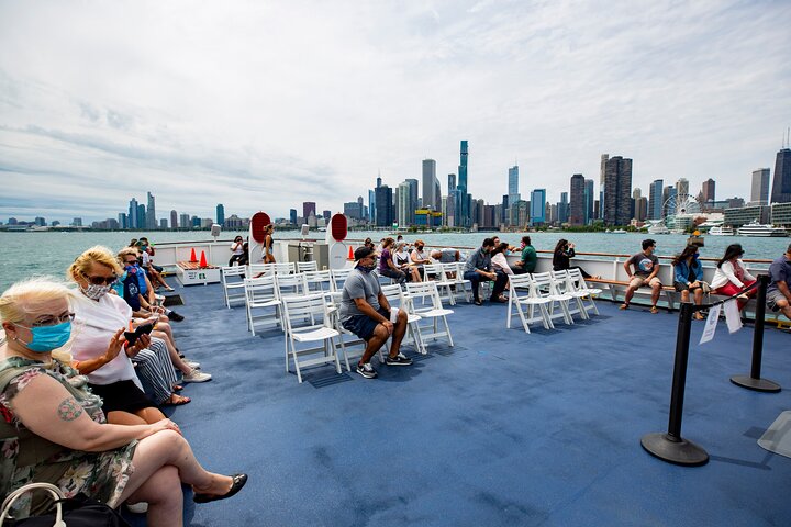 Chicago Lake and River Architecture Tour