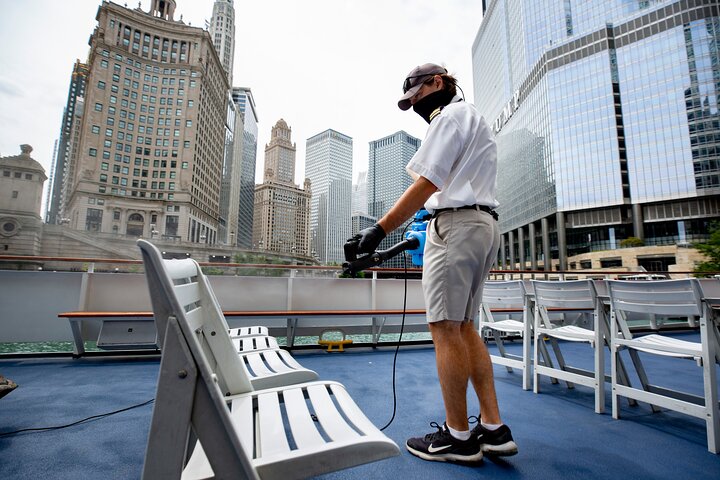 Chicago River 90-Minute Architecture Tour