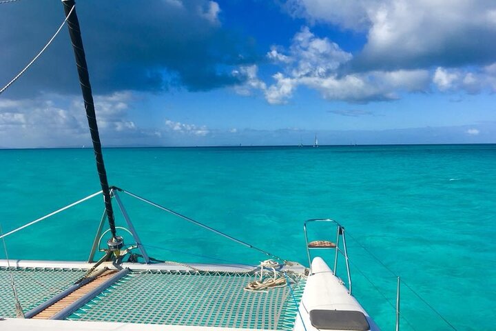 50' Luxury Yacht. Private Full or Half Day Catamaran Snorkel, & Beach Experience