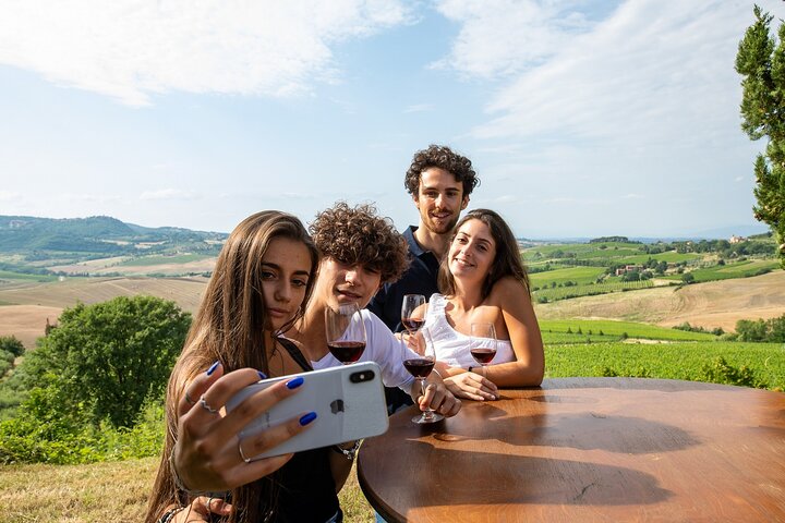 Vino Nobile di Montepulciano Wine Tour - Meet the producers