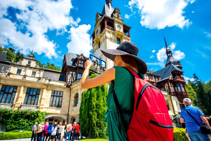 Transylvania and Dracula Castle Full Day Tour from Bucharest