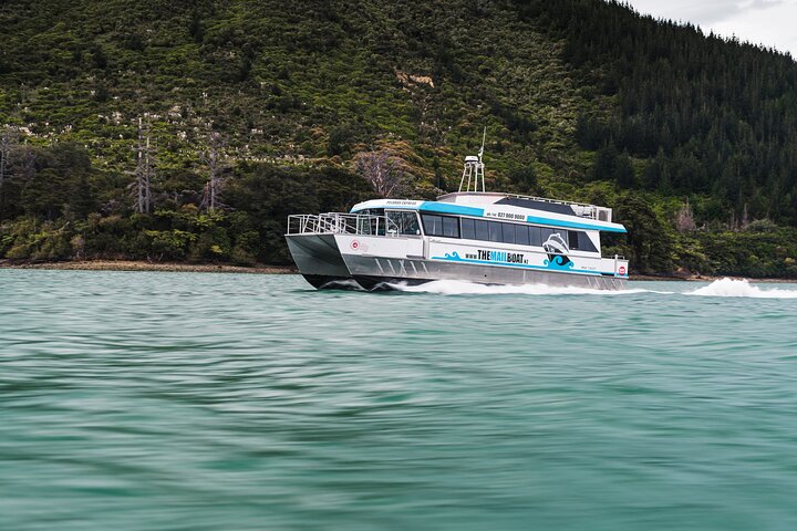 Full Day Iconic Mail Boat Cruise
