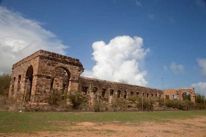 Antigua Round Island Tour