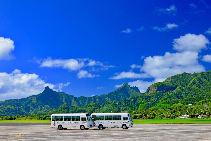 Rarotonga International Arrivals Seat in Coach Transfer