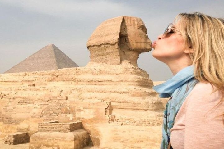 Private Day from Sharm to Cairo by plane, all entrance fees, Camel, Lunch, Guide