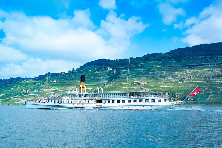 Round trip cruise from Lausanne to Chillon