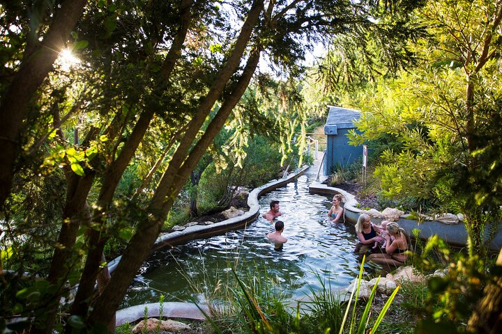 Peninsula Hot Springs and Beach Boxes Day Trip from Melbourne