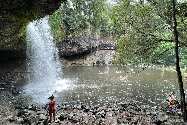 Behind The Bay - Explore Like a Local: Waterfalls/paddleboarding