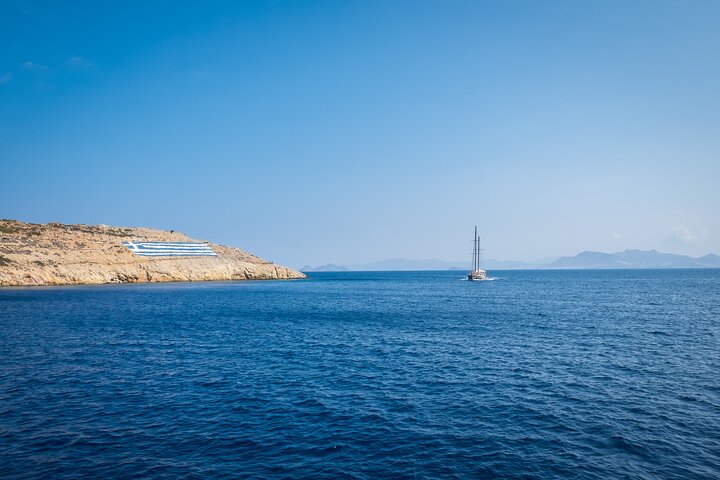 Full Day Boat Cruise to 3 Islands with optional pickup
