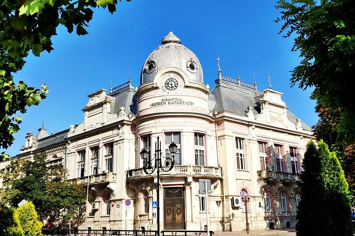 Private Virtual Tour in Ruse with a Local Guide